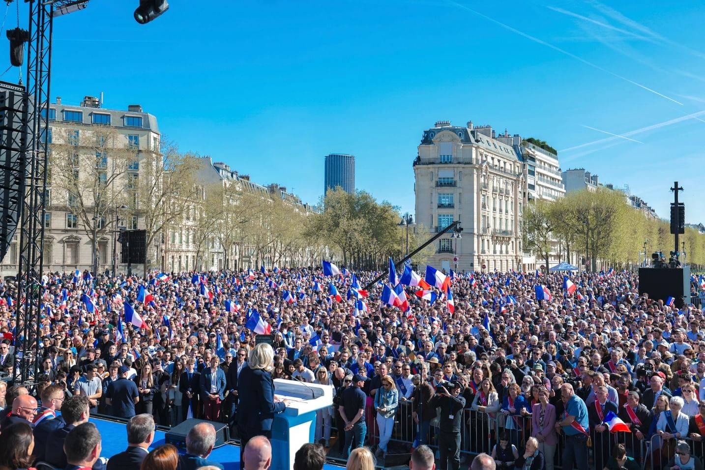 体育玩法规则
_被判刑四年体育玩法规则
，总统梦碎一地！特朗普：这是一件大事