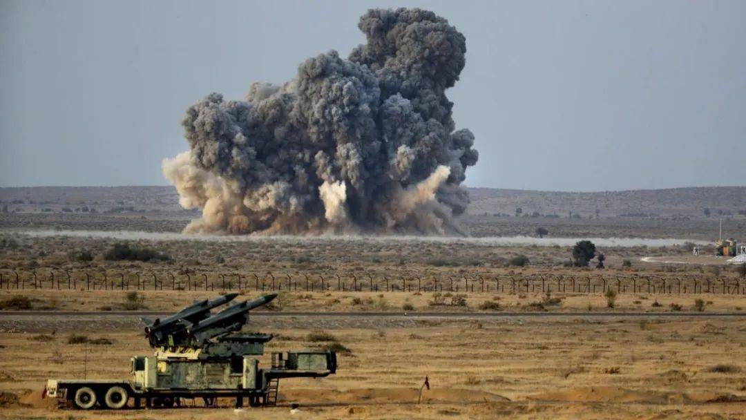 皇冠信用网登1_中方力挺巴基斯坦皇冠信用网登1，王毅警告印度：后果自负！克什米尔冲突再升级，中国呼吁和平解局