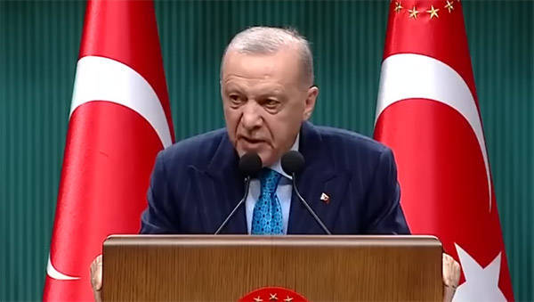 浦和红钻足球
_埃尔多安：中东面临严重威胁浦和红钻足球
，土耳其将增加中远程导弹生产