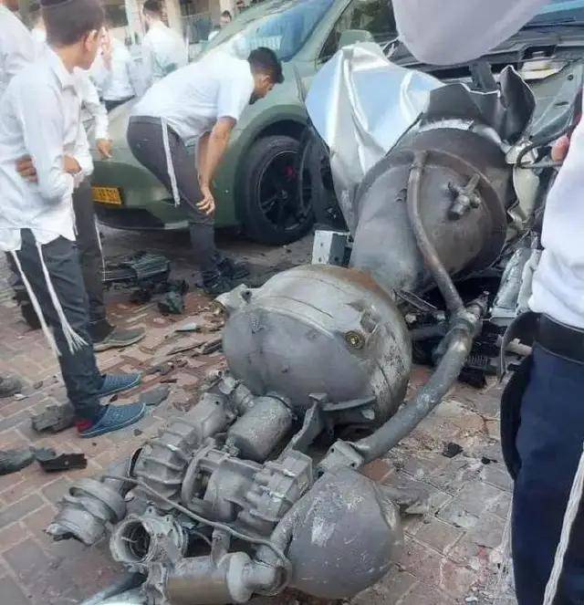 富明尼斯RJ v蔚山_离大谱富明尼斯RJ v蔚山！中国汽车在以色列被伊朗导弹砸中！经过“实战”考验？