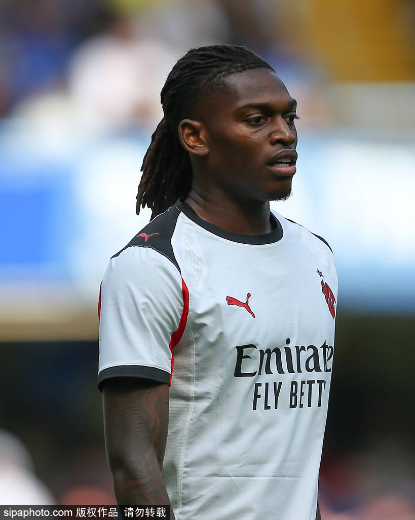 罗马尼亚甲组联赛 
_米兰失利背后的战术分析：控球率高却难破克雷莫纳防线的秘密