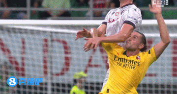 门兴格拉德巴赫vs 云达不萊梅_米兰遭多处争议判罚：普利西奇被拉倒+恩昆库两连倒地未判点