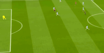 特拉帕尼 vs卡塞塔纳_多纳鲁马完美处子秀！世界级扑救特拉帕尼 vs卡塞塔纳，零封曼联获7.1分，名宿狂赞