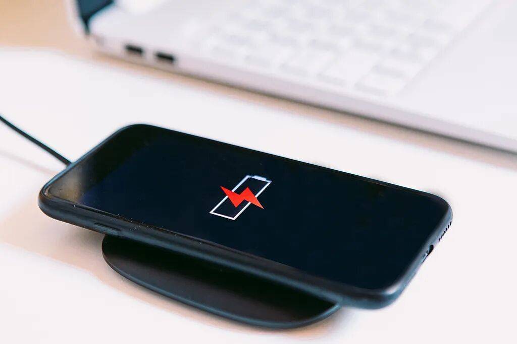 皇冠信用網结算日是哪天_为什么你的手机总没电皇冠信用網结算日是哪天?原因竟然是......