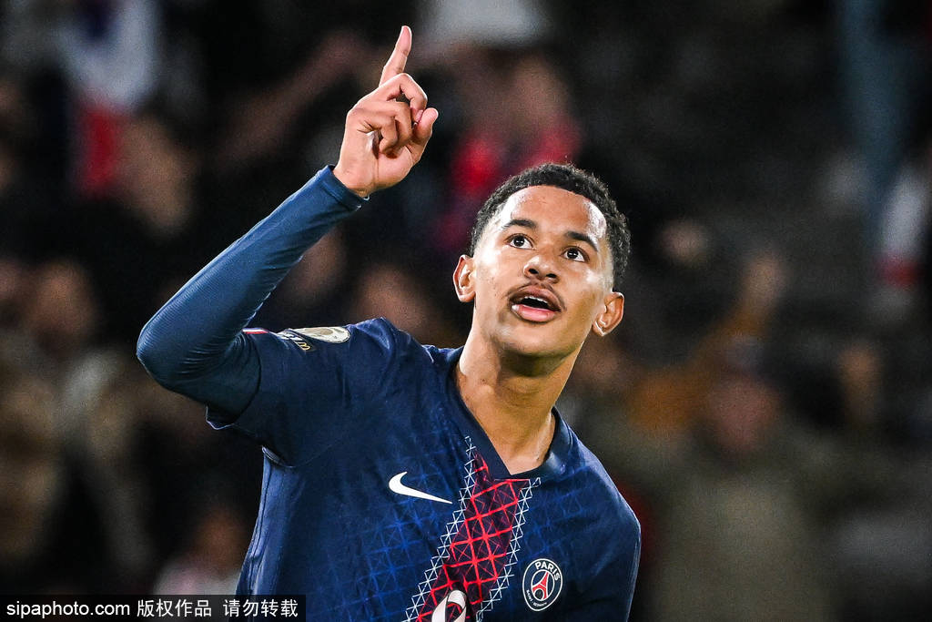 皇冠信用網出租
_进球大战皇冠信用網出租
！法甲-巴尔科拉破门 巴黎连追2球3-3斯特拉斯堡