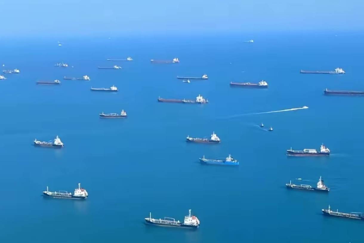 皇冠信用网代理
_特朗普下劝降令皇冠信用网代理
，不给稀土就放金融核弹？新加坡总统喊话中国放弃自给自足