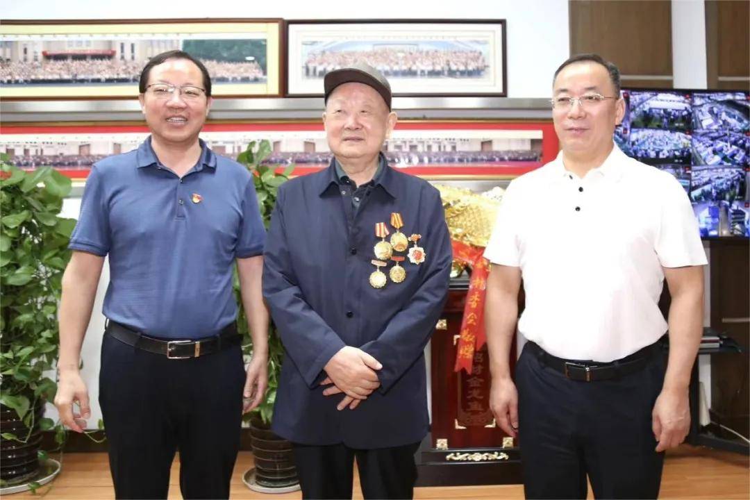 皇冠足球平台代理申请
_一代传奇苏商谢幕：镇江放牛娃做出370亿元市值公司；儿子早已接班皇冠足球平台代理申请
，闯入特斯拉核心供应链