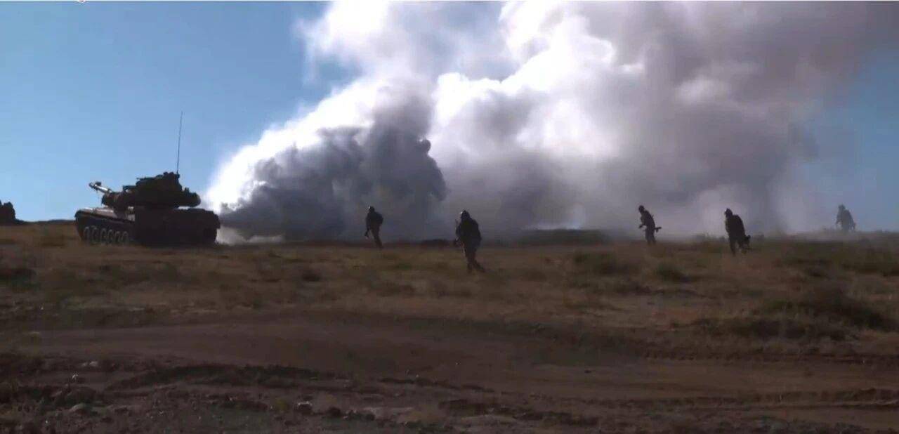 欧冠足球比分
_大场面！机器狗、无人机开路欧冠足球比分
，实兵对抗演练画面公布