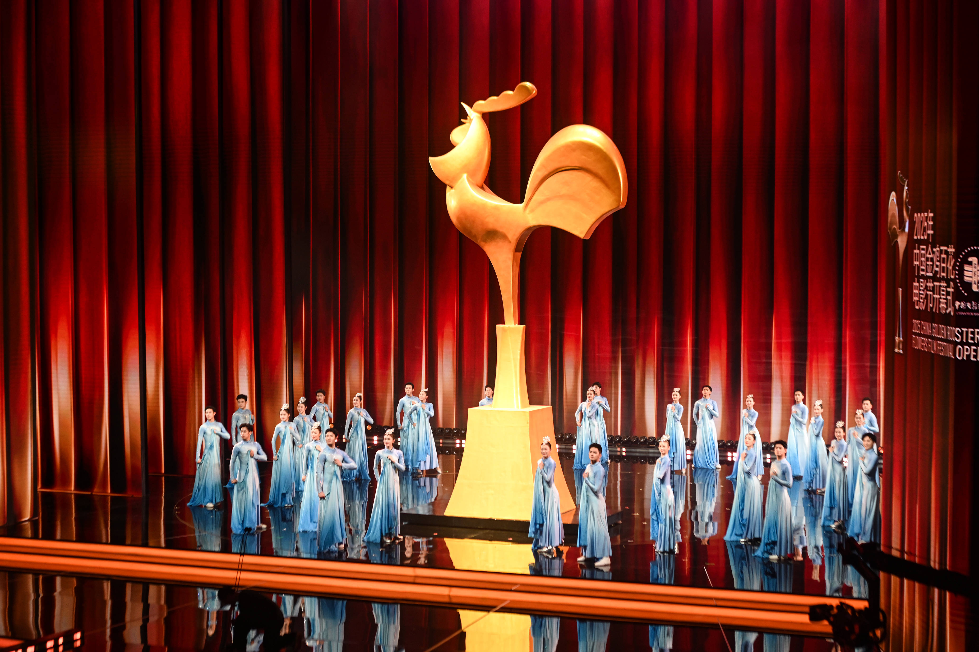 皇冠信用网正网
_2025年中国金鸡百花电影节开幕