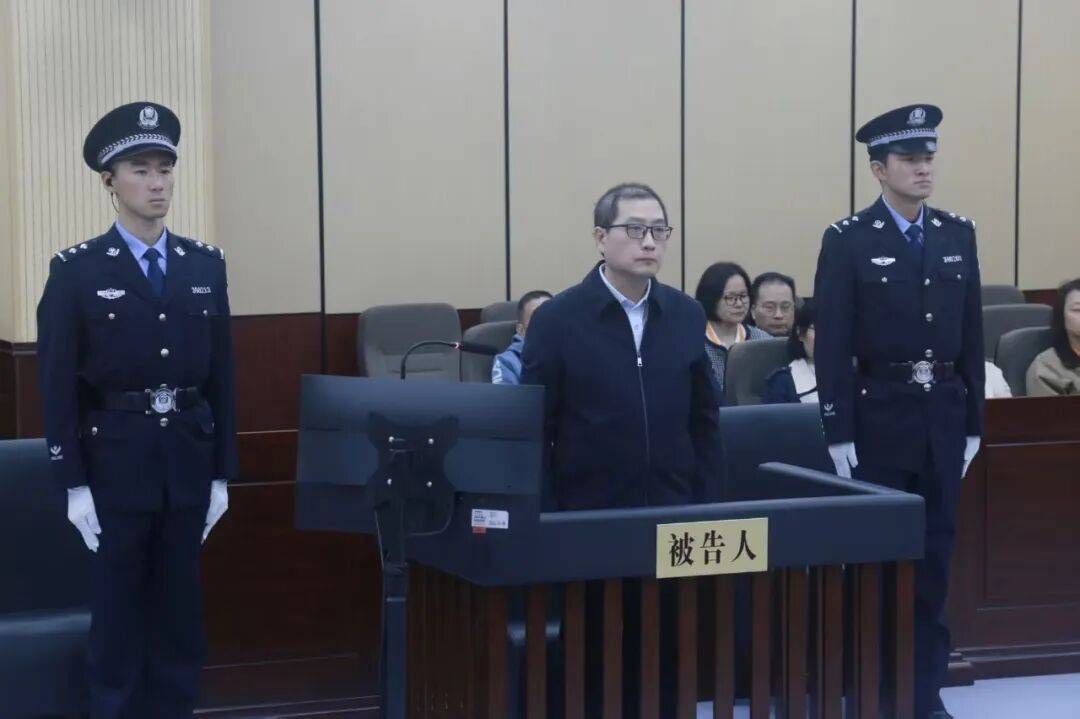 皇冠信用盘代理怎么申请
_被控受贿超3500万元皇冠信用盘代理怎么申请
，安徽省交通控股集团原副总经理夏柱兵受审