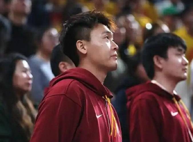 皇冠信用网账号申请
_男篮世预赛｜中国男篮带13名球员赴韩国 赵睿随队出征