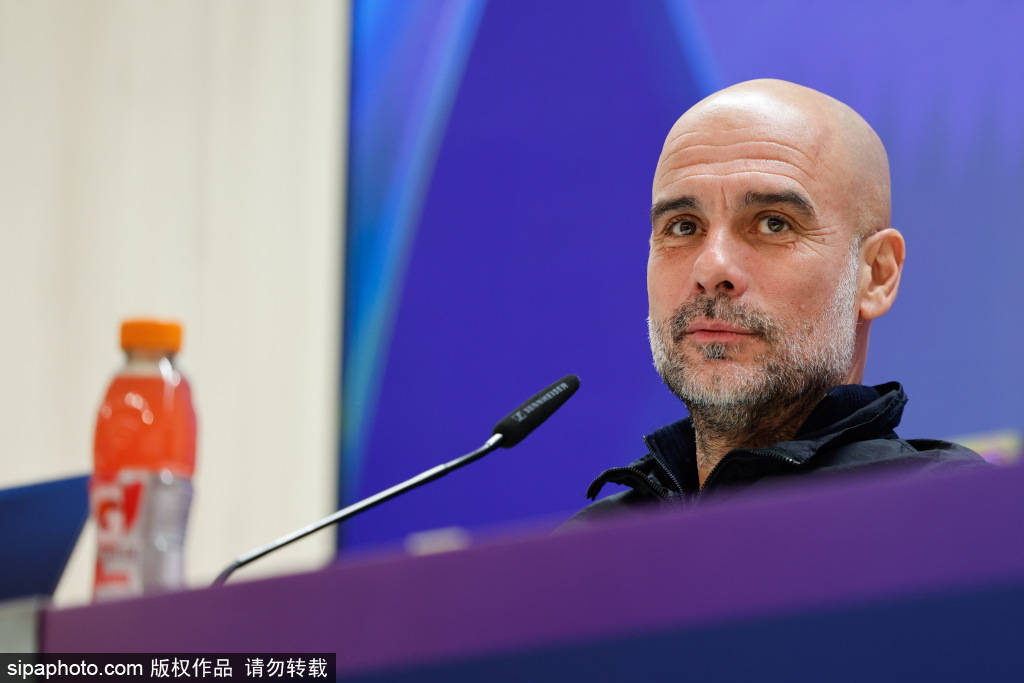 皇冠登3新2管理_曼城连换三人！哈兰德、福登被换下皇冠登3新2管理，马尔穆什、萨维尼奥出场背后的战术解析与球迷反应