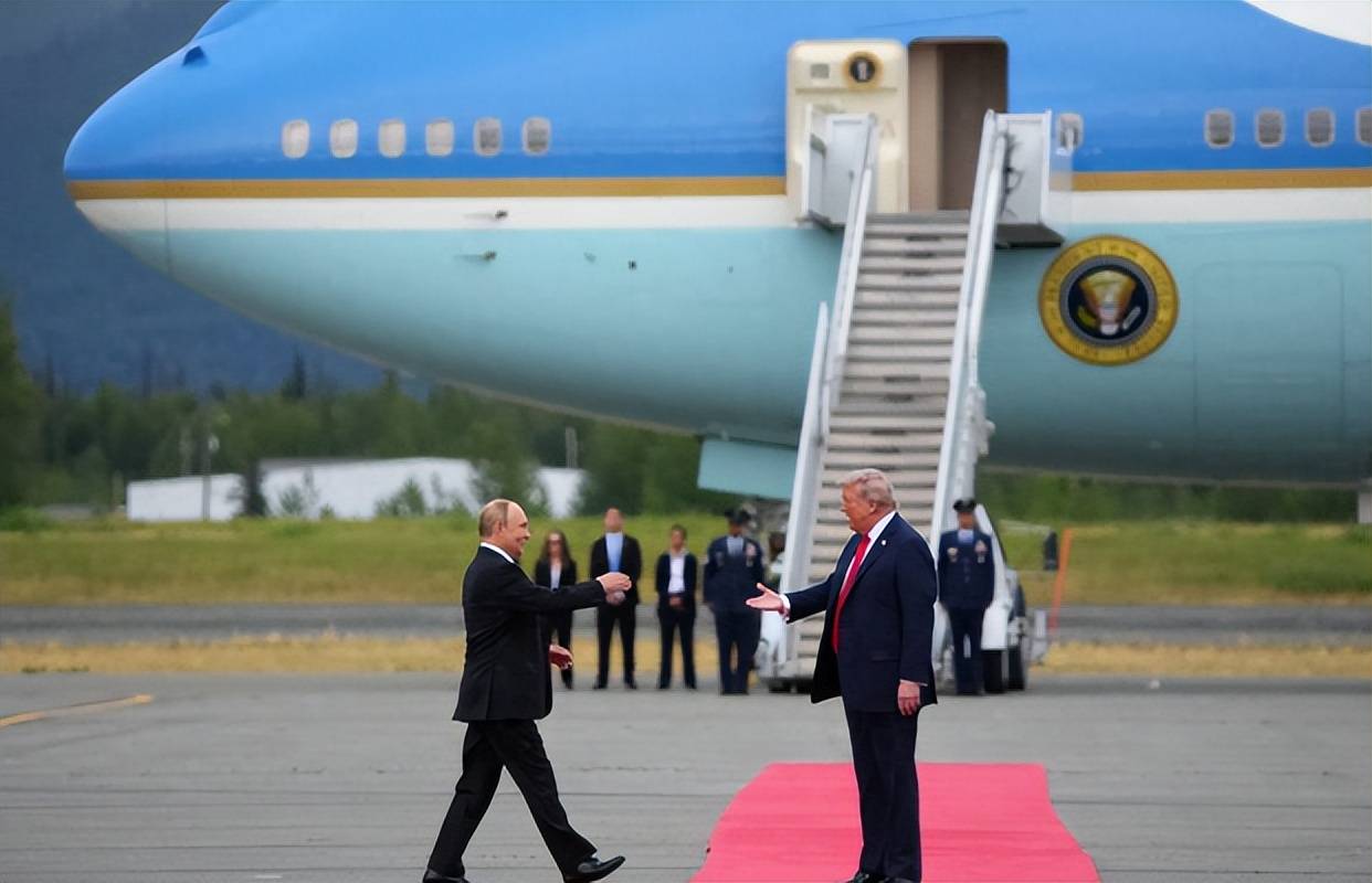 皇冠信用网代理
_特朗普戳破真相皇冠信用网代理
,俄乌打到现在,中国才是真高明,美想学也学不来