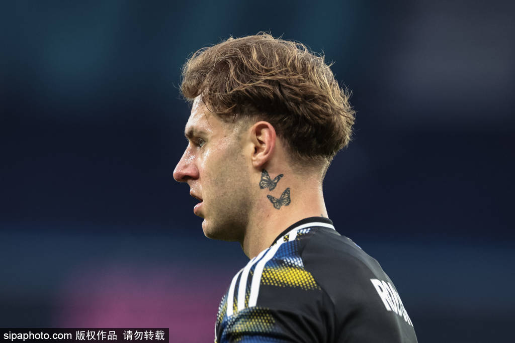 皇冠信用网怎么开账号_瓜式喜爱!瓜帅:我对谢尔基的情感复杂皇冠信用网怎么开账号,有时想吼他有时想亲他