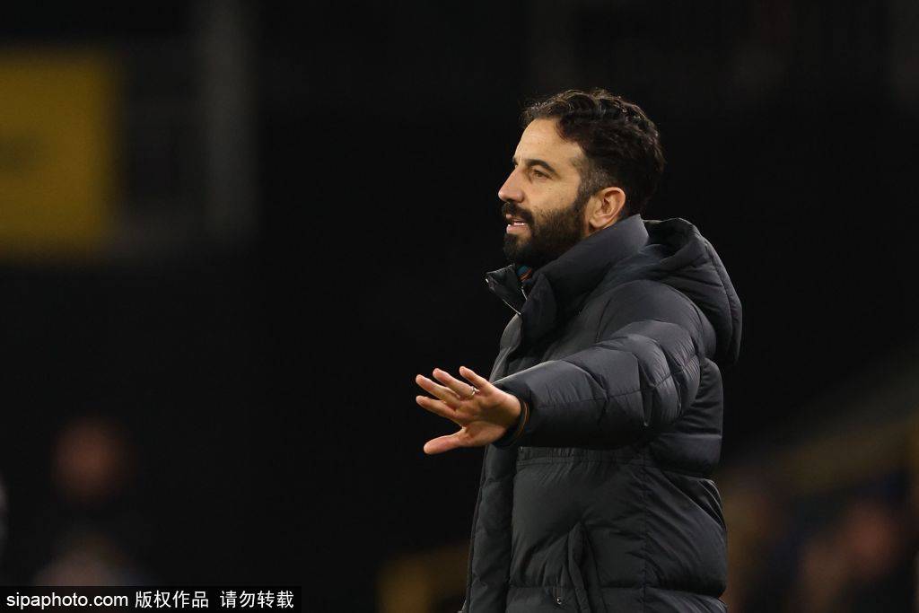 皇冠信用网如何开户_2700万用1年!曼联950万镑强挖阿莫林皇冠信用网如何开户,解雇还要付1000万剩余薪水