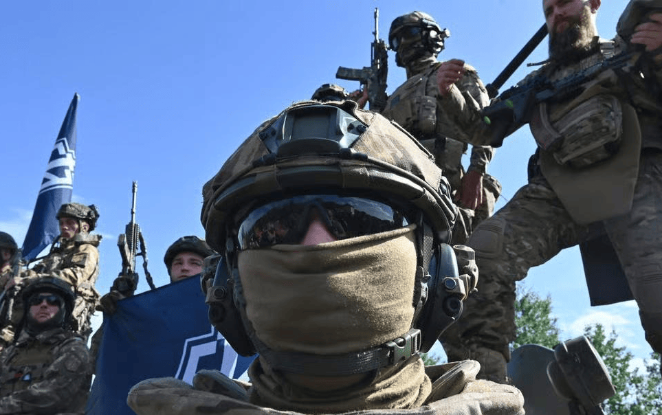 皇冠信用网登3出租_高兴早了！俄罗斯第一大叛徒没死皇冠信用网登3出租，布达诺夫少将策划，骗50万美元