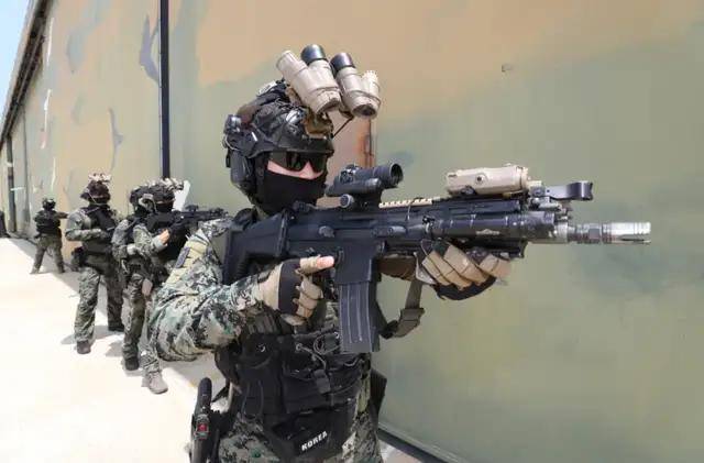 皇冠信用网代理申请_正视差距皇冠信用网代理申请！中国想复刻美国特种兵“斩首”某岛还缺什么？