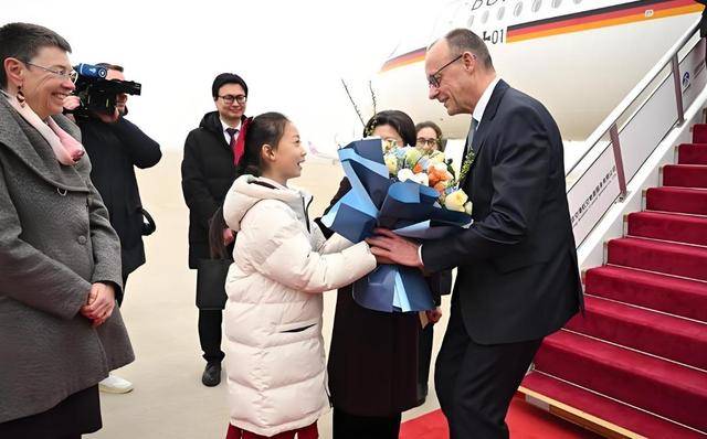 皇冠信用网登3代理注册_默茨专机抵京皇冠信用网登3代理注册,第一道难关出现!宝马CEO通知政府,中方有言在先