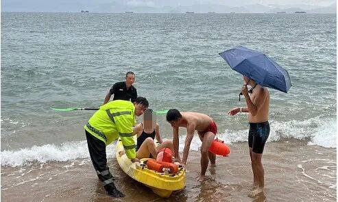 皇冠体育App下载_暴雨突袭!深圳知名景区3名游客被冲散皇冠体育App下载,1人不幸失联!他们顶着浪头生死搜寻……